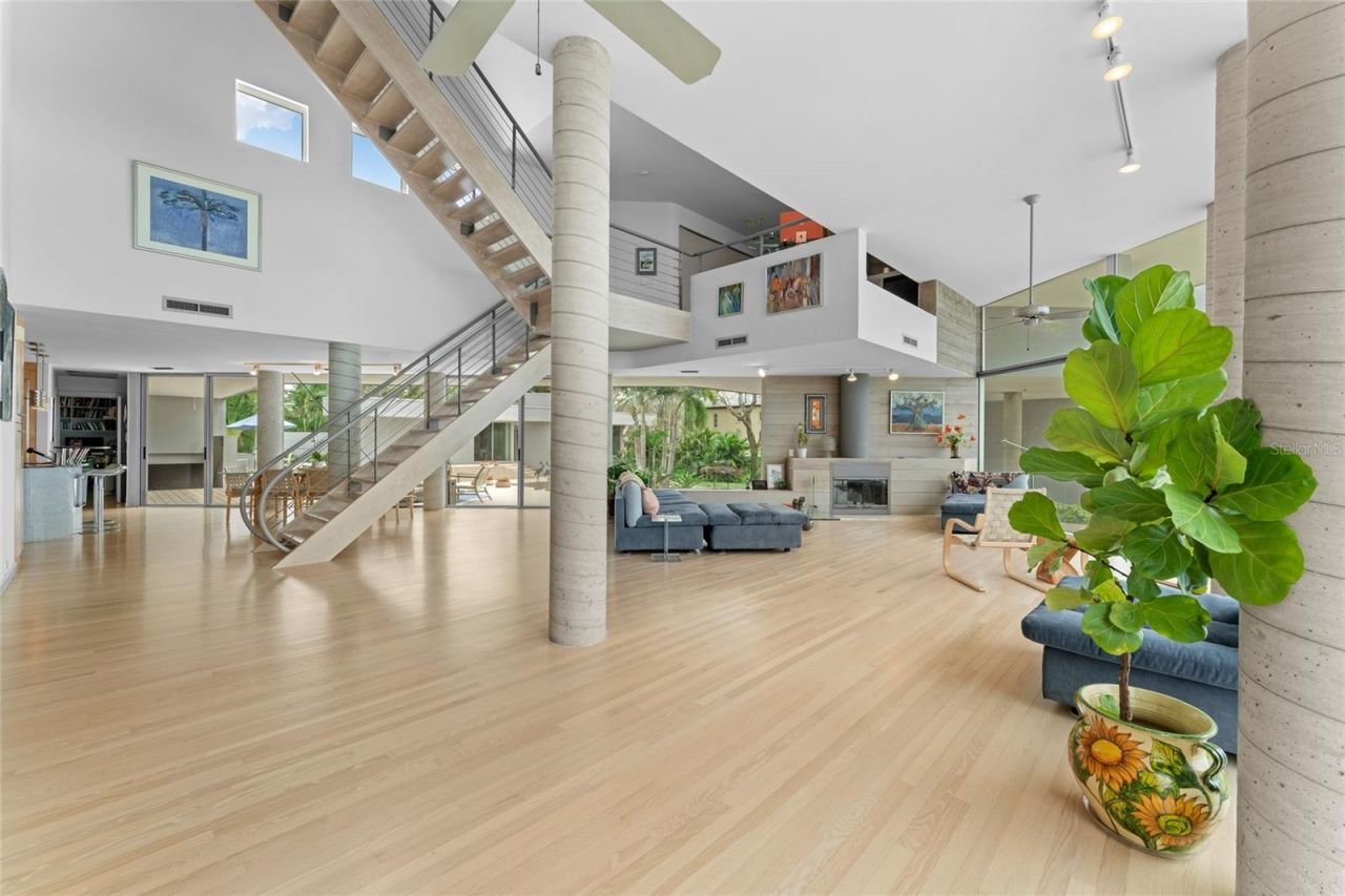 1761 Oceanview Drive, Saint Petersburg, FL 33715 Photo