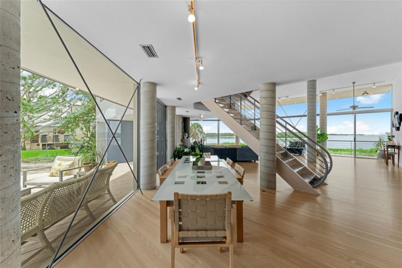 1761 Oceanview Drive, Saint Petersburg, FL 33715 Photo