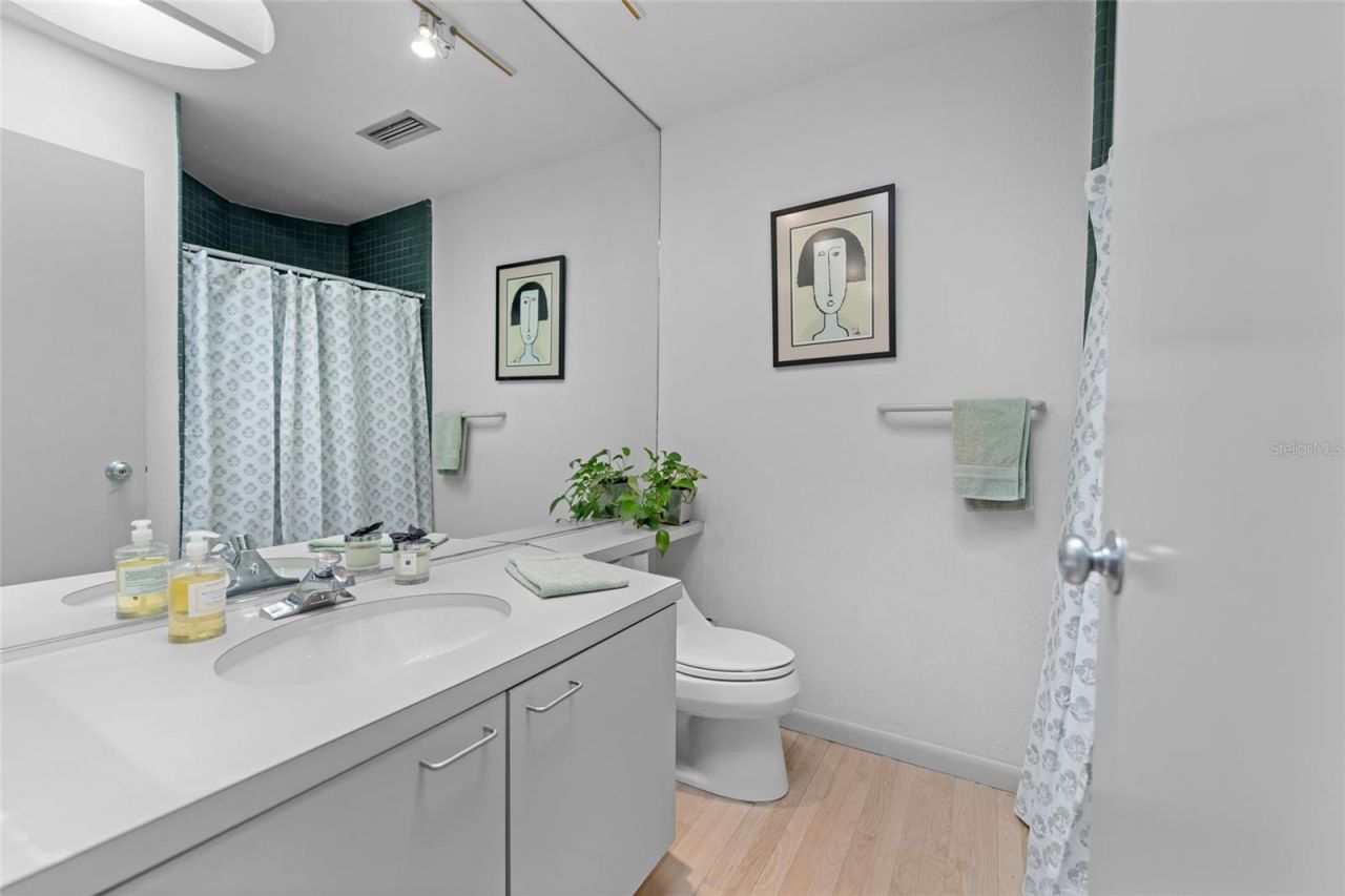 1761 Oceanview Drive, Saint Petersburg, FL 33715 Photo