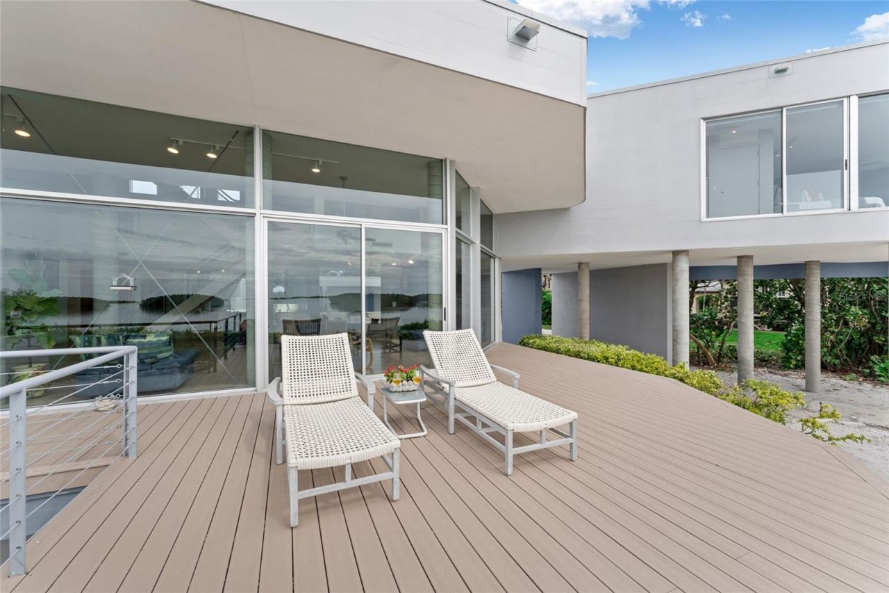 1761 Oceanview Drive, Saint Petersburg, FL 33715 Photo