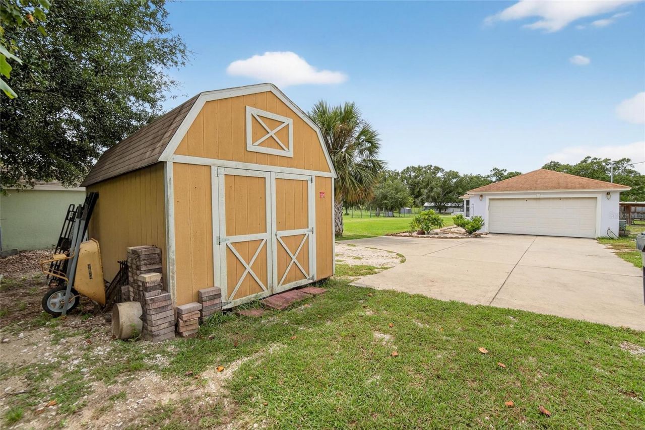 863 C F Kinney Road, Lake Wales, FL 33859 Photo