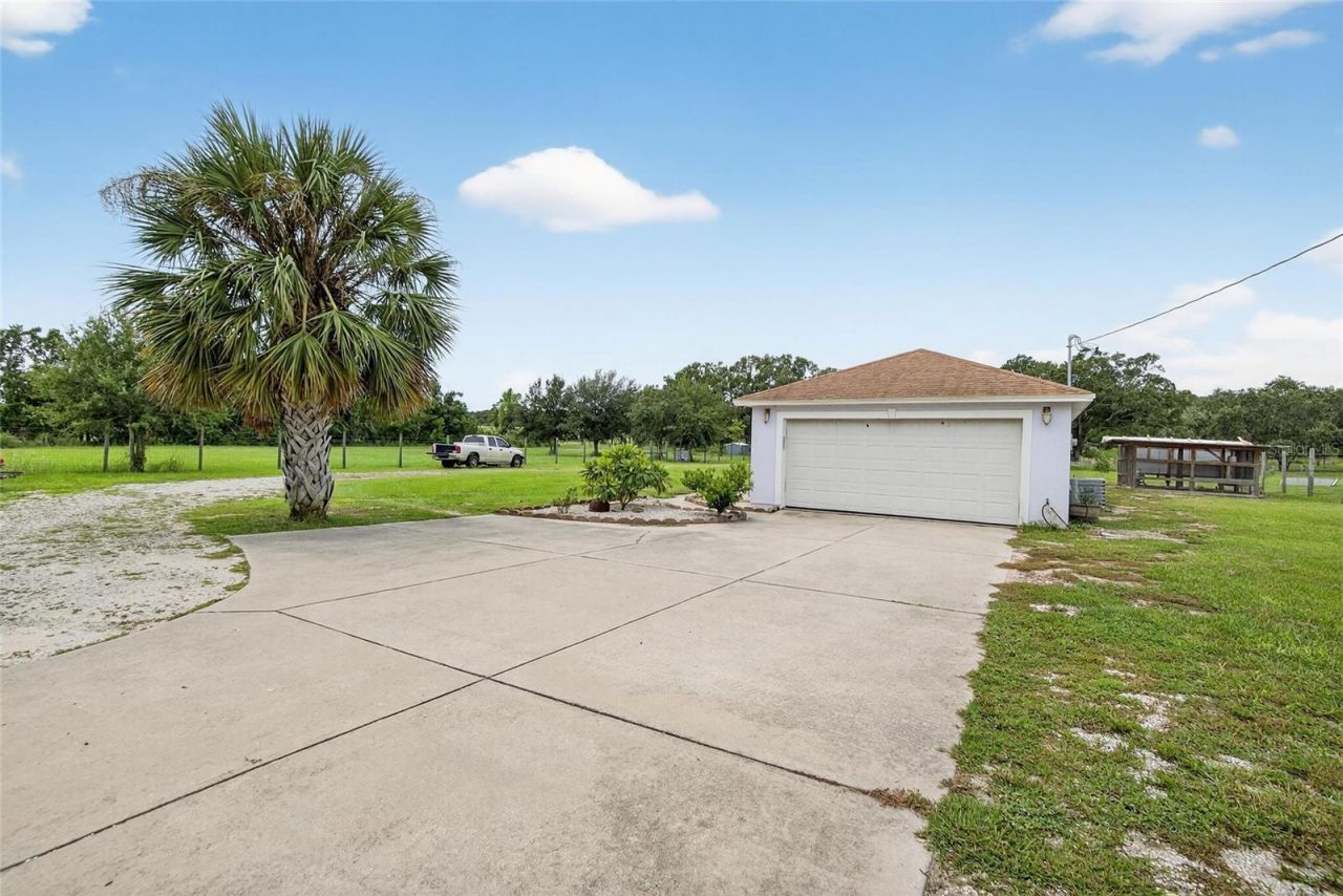 863 C F Kinney Road, Lake Wales, FL 33859 Photo