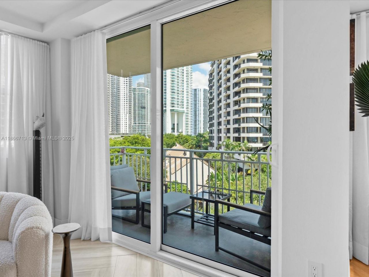 770 Claughton Island Dr, Unit 701, Miami, FL 33131 Photo