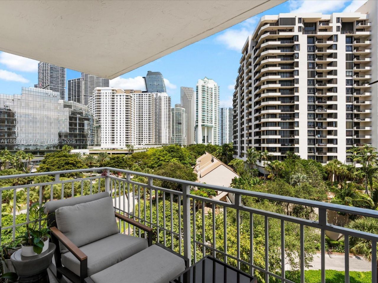 770 Claughton Island Dr, Unit 701, Miami, FL 33131 Photo