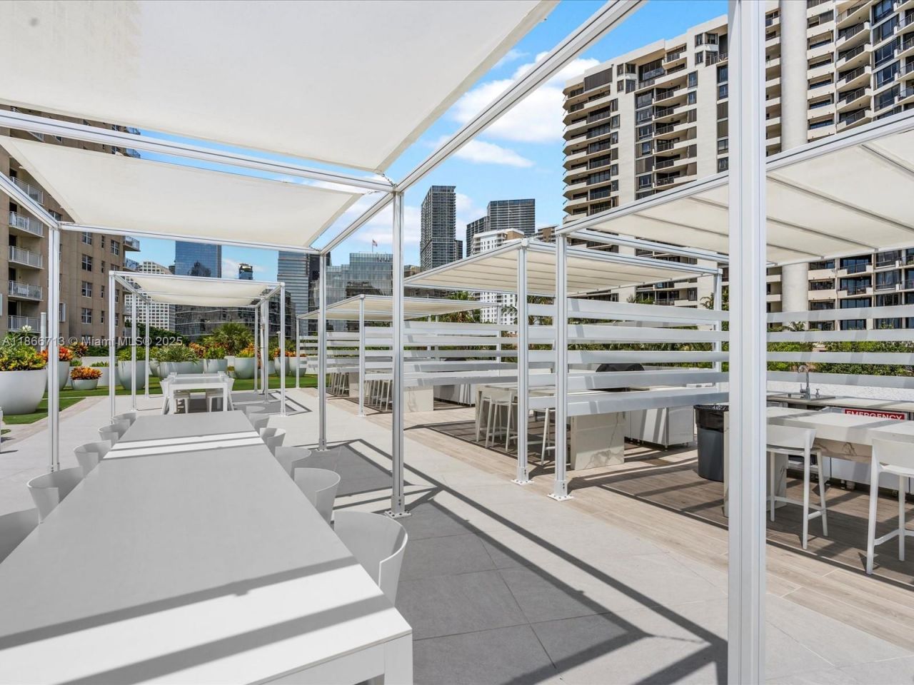 770 Claughton Island Dr, Unit 701, Miami, FL 33131 Photo