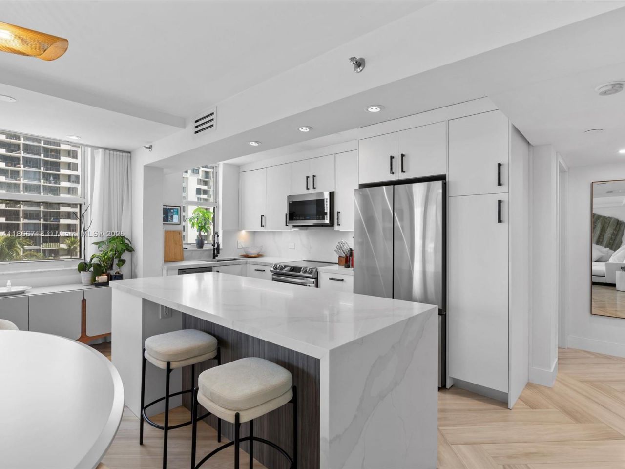 770 Claughton Island Dr, Unit 701, Miami, FL 33131 Photo
