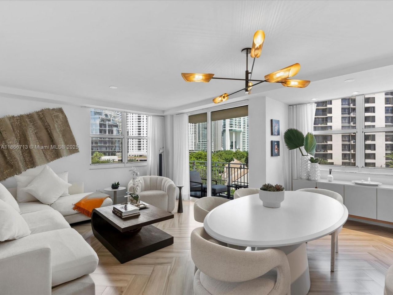 770 Claughton Island Dr, Unit 701, Miami, FL 33131 Photo