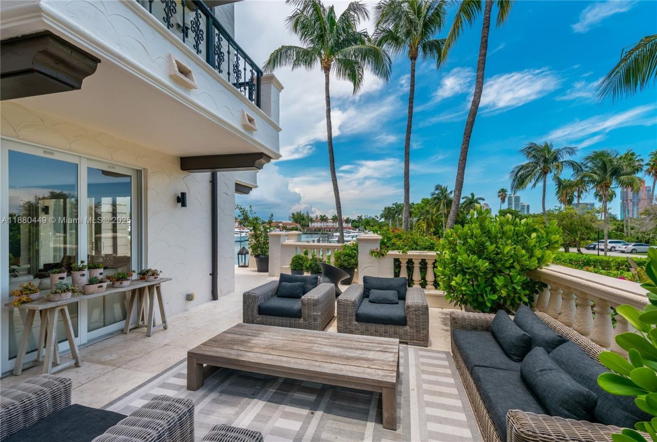 2514 Fisher Island Dr, Unit 6104, Miami Beach, FL 33109 Photo