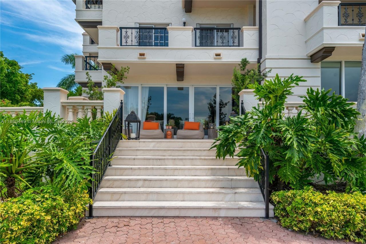 2514 Fisher Island Dr, Unit 6104, Miami Beach, FL 33109 Photo