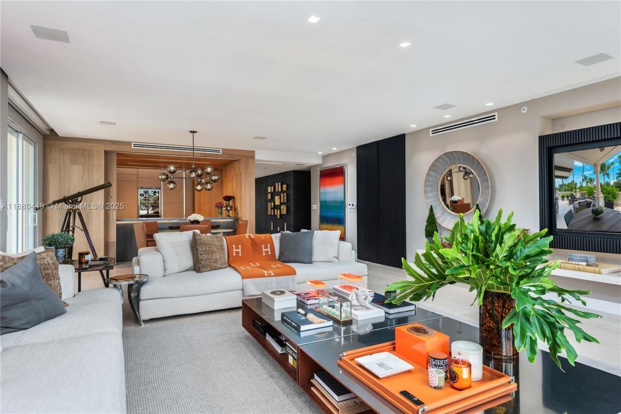 2514 Fisher Island Dr, Unit 6104, Miami Beach, FL 33109 Photo