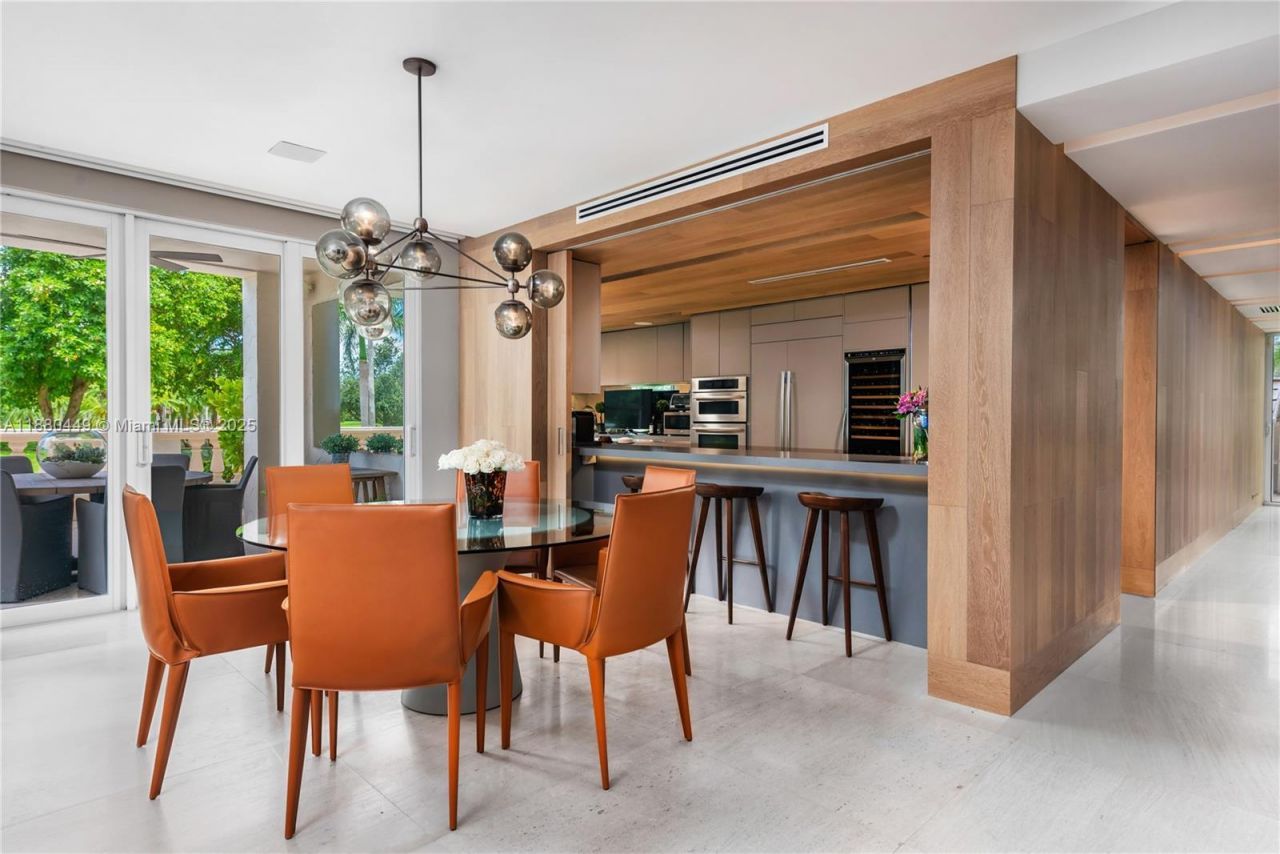 2514 Fisher Island Dr, Unit 6104, Miami Beach, FL 33109 Photo