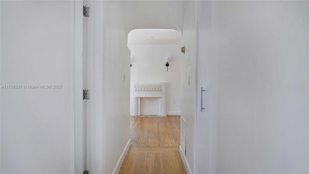 815 Euclid Ave, Unit 14, Miami Beach, FL 33139 Photo