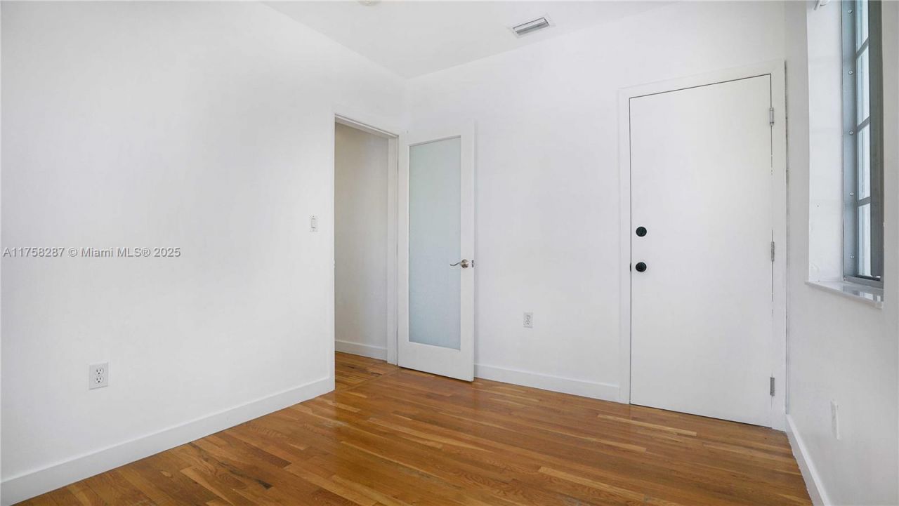 815 Euclid Ave, Unit 14, Miami Beach, FL 33139 Photo