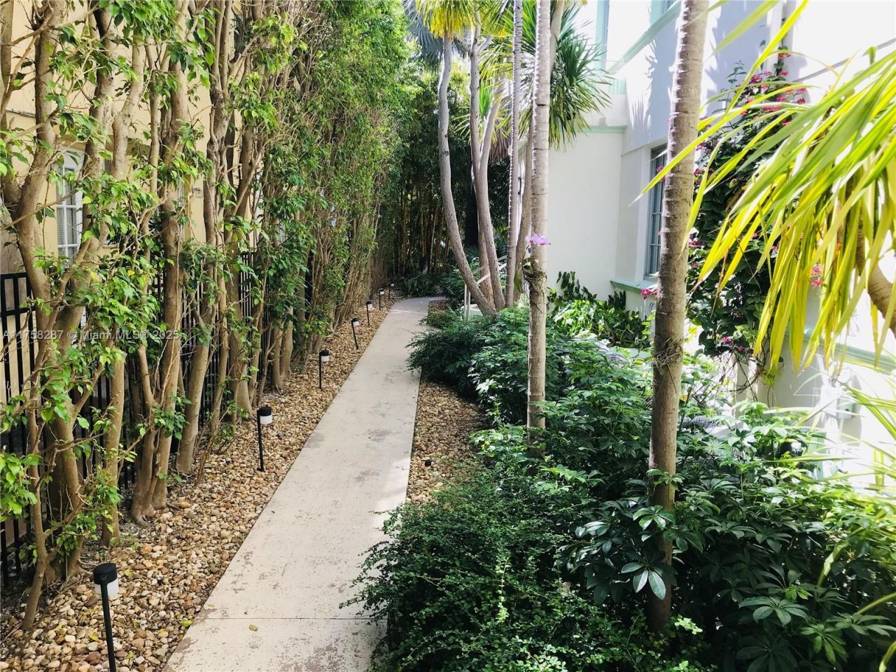 815 Euclid Ave, Unit 14, Miami Beach, FL 33139 Photo