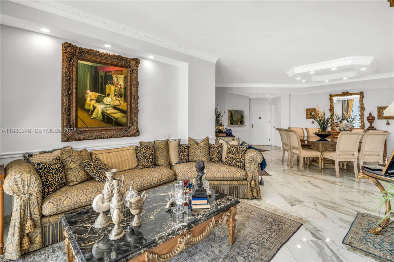 888 Brickell Key Dr, Unit 1807, Miami, FL 33131 Photo