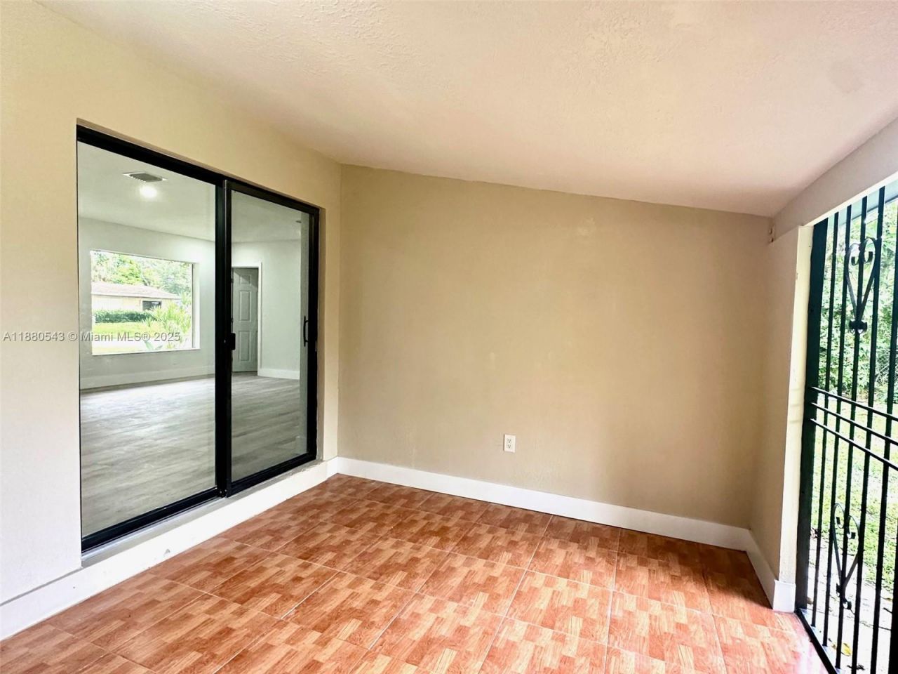 1420 NW 174th St, Miami Gardens, FL 33169 Photo