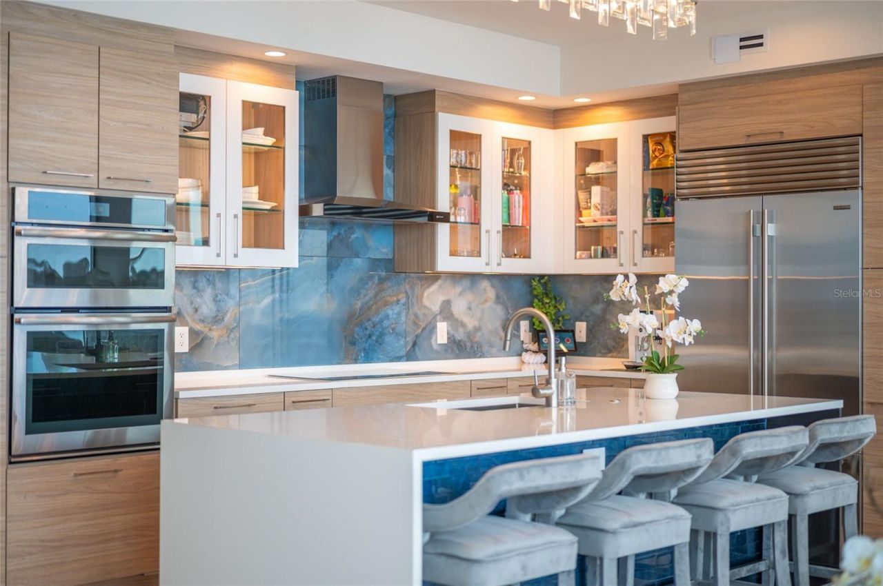 1155 N Gulfstream Avenue, Unit 1607, Sarasota, FL 34236 Photo