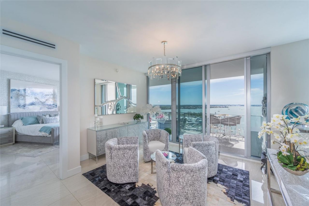 1155 N Gulfstream Avenue, Unit 1607, Sarasota, FL 34236 Photo