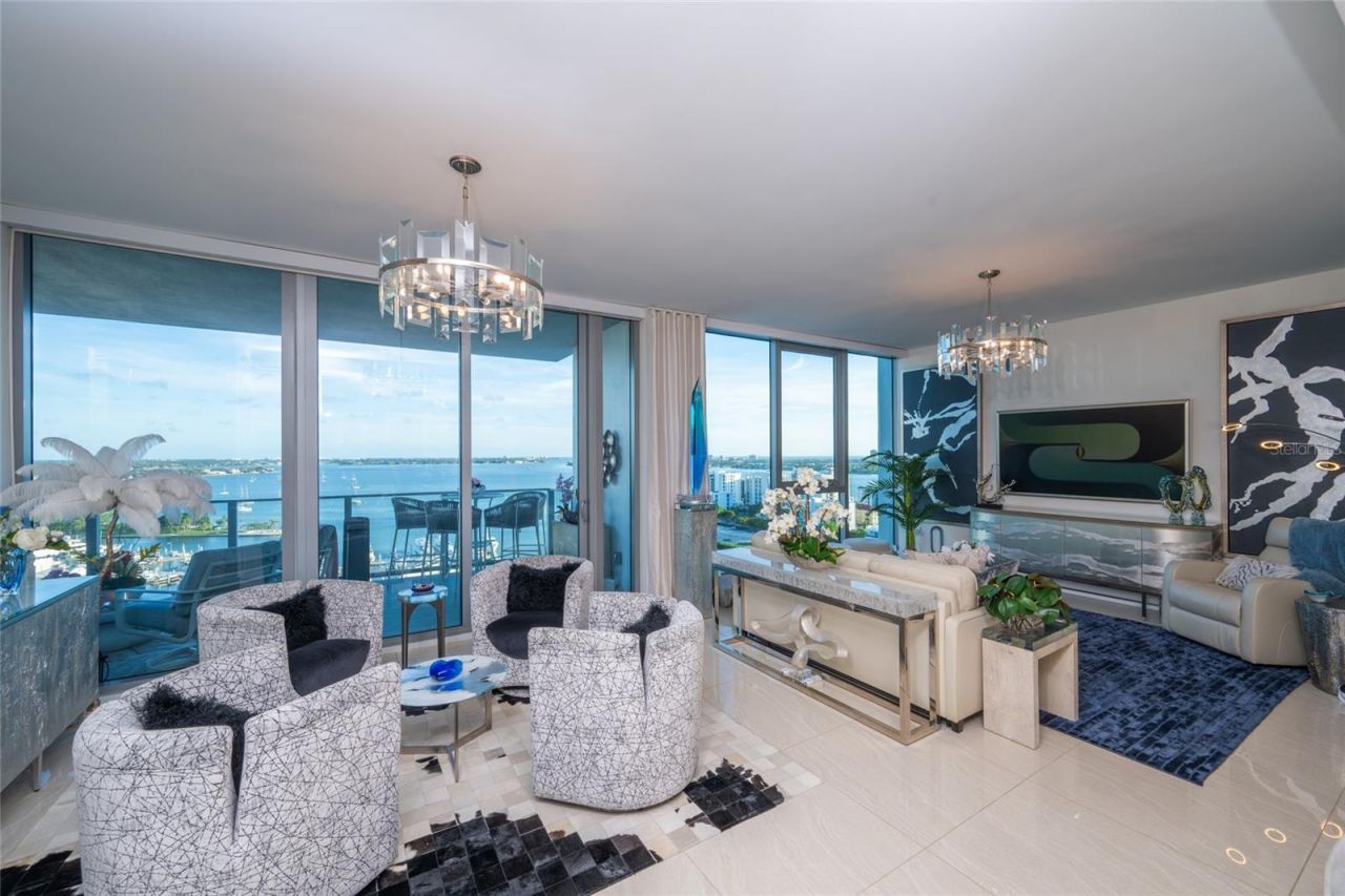 1155 N Gulfstream Avenue, Unit 1607, Sarasota, FL 34236 Photo