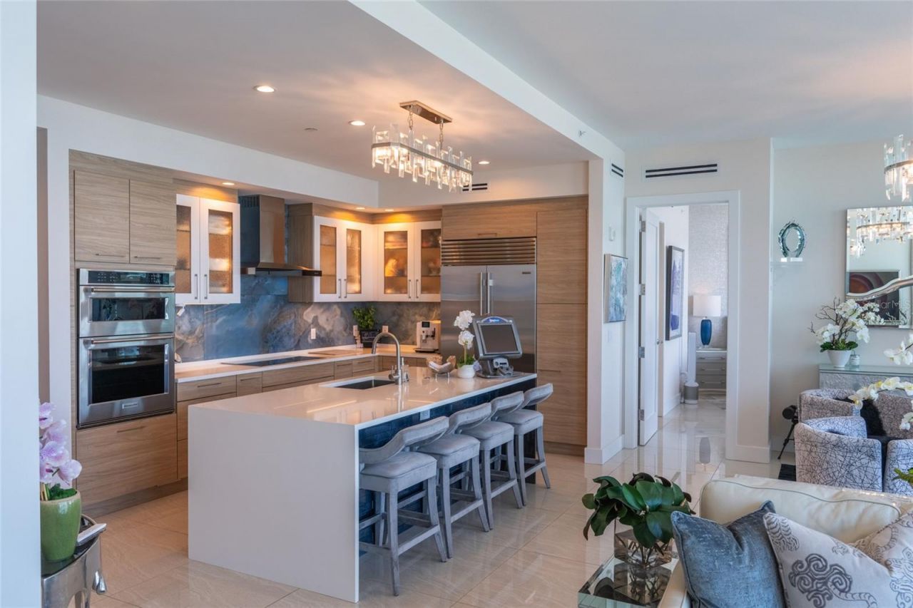 1155 N Gulfstream Avenue, Unit 1607, Sarasota, FL 34236 Photo