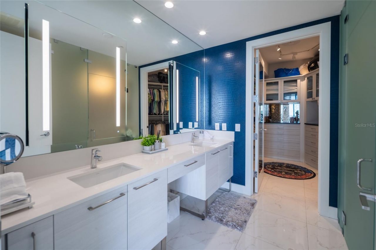 1155 N Gulfstream Avenue, Unit 1607, Sarasota, FL 34236 Photo