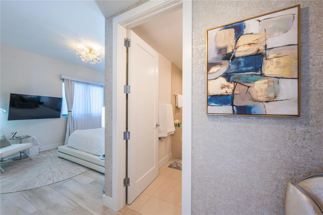 1155 N Gulfstream Avenue, Unit 1607, Sarasota, FL 34236 Photo