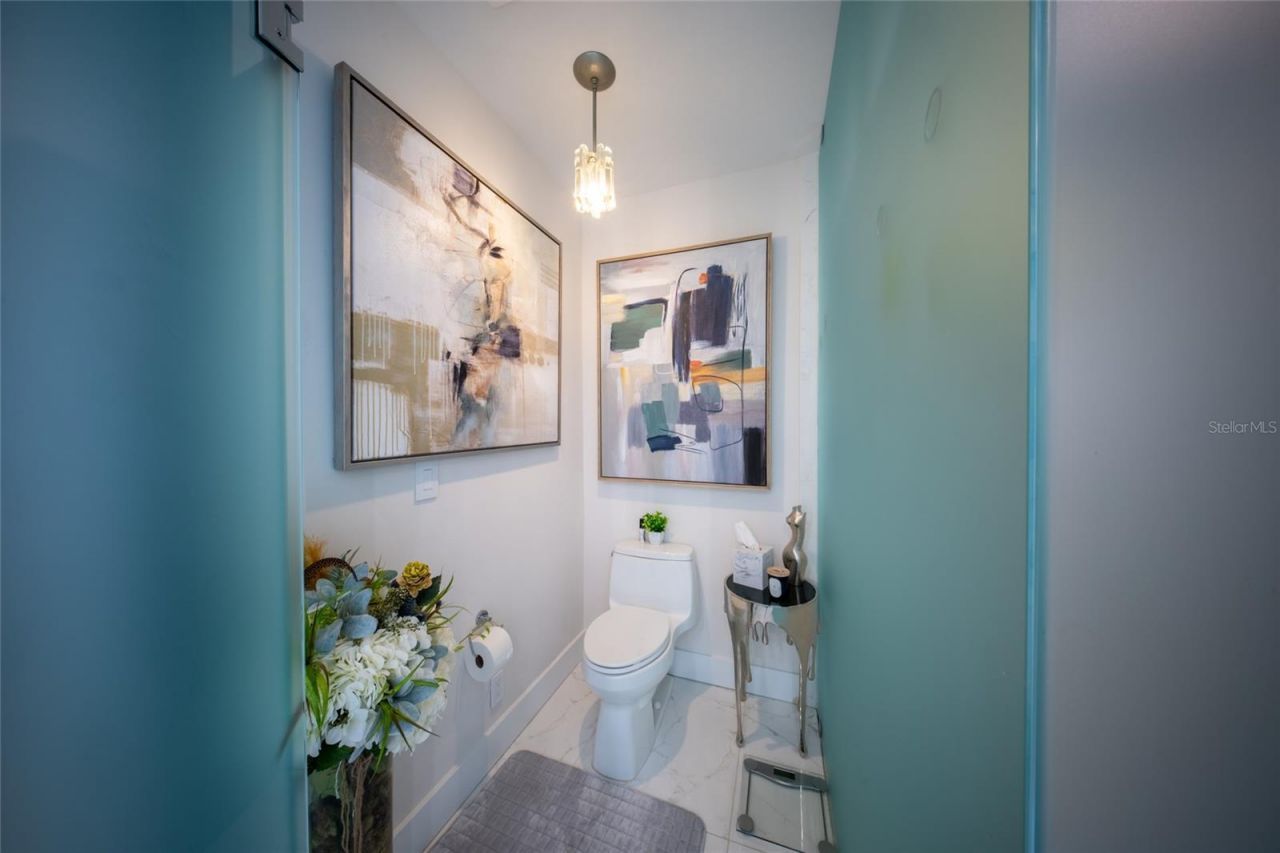 1155 N Gulfstream Avenue, Unit 1607, Sarasota, FL 34236 Photo