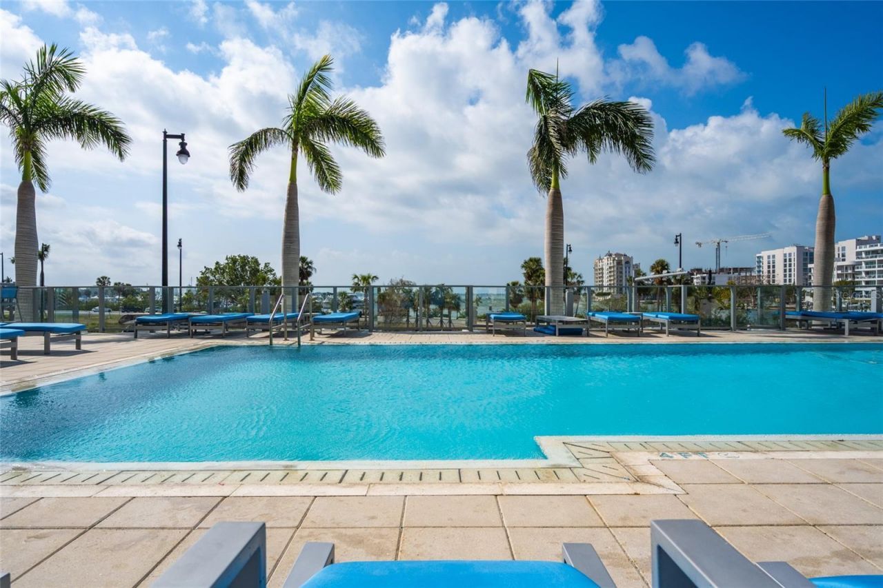 1155 N Gulfstream Avenue, Unit 1607, Sarasota, FL 34236 Photo