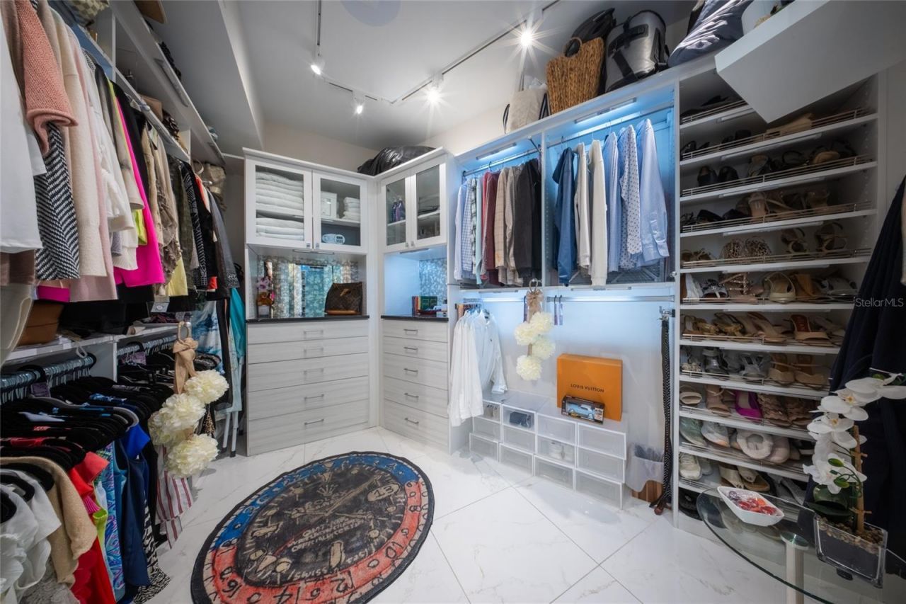 1155 N Gulfstream Avenue, Unit 1607, Sarasota, FL 34236 Photo