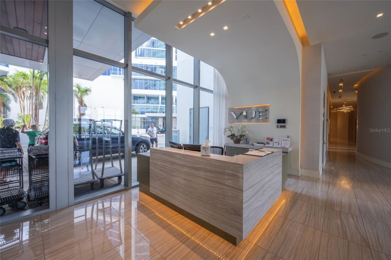 1155 N Gulfstream Avenue, Unit 1607, Sarasota, FL 34236 Photo