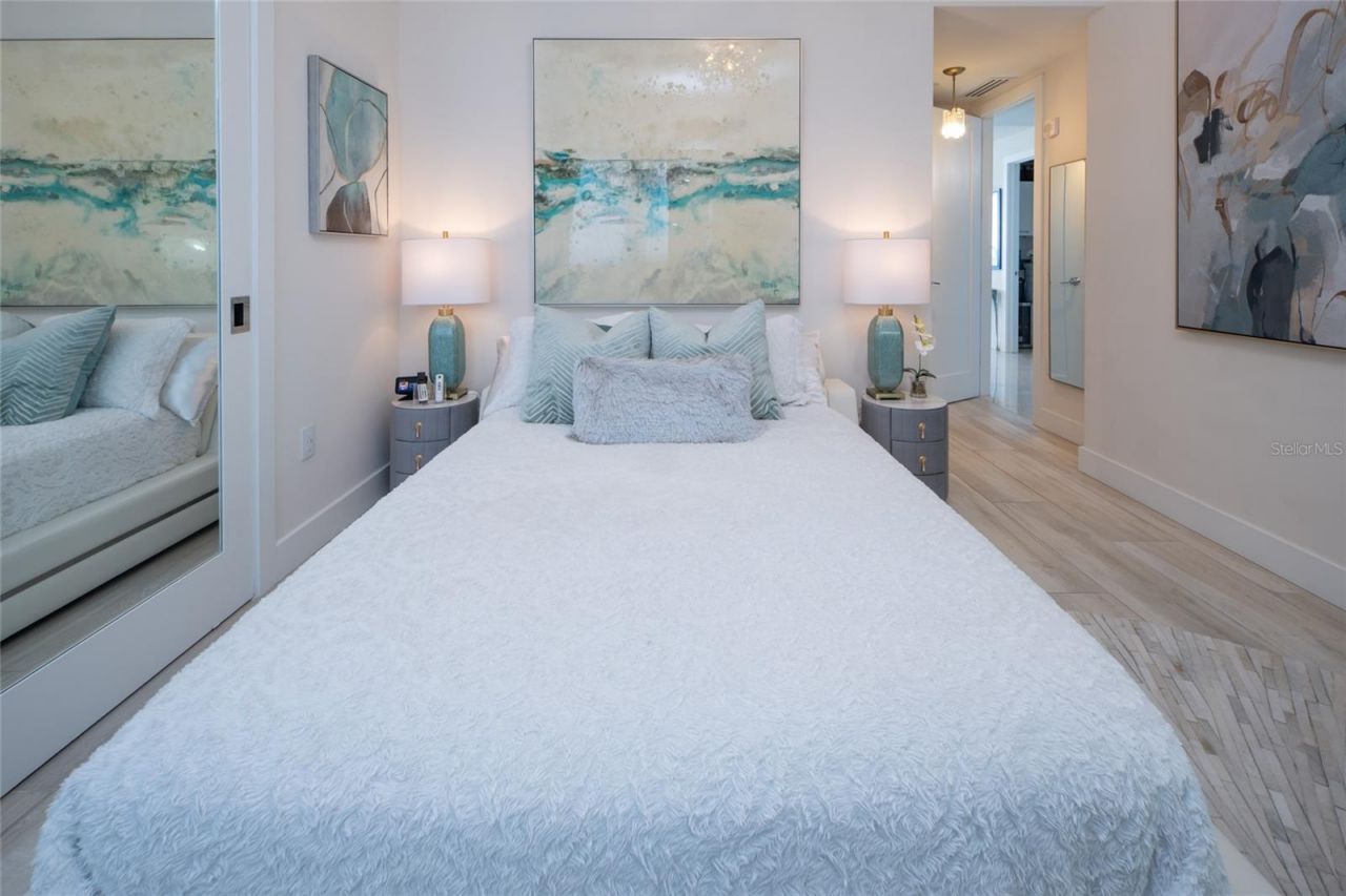 1155 N Gulfstream Avenue, Unit 1607, Sarasota, FL 34236 Photo