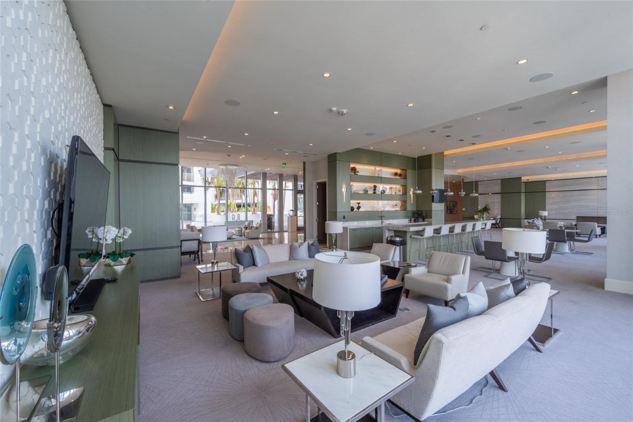 1155 N Gulfstream Avenue, Unit 1607, Sarasota, FL 34236 Photo