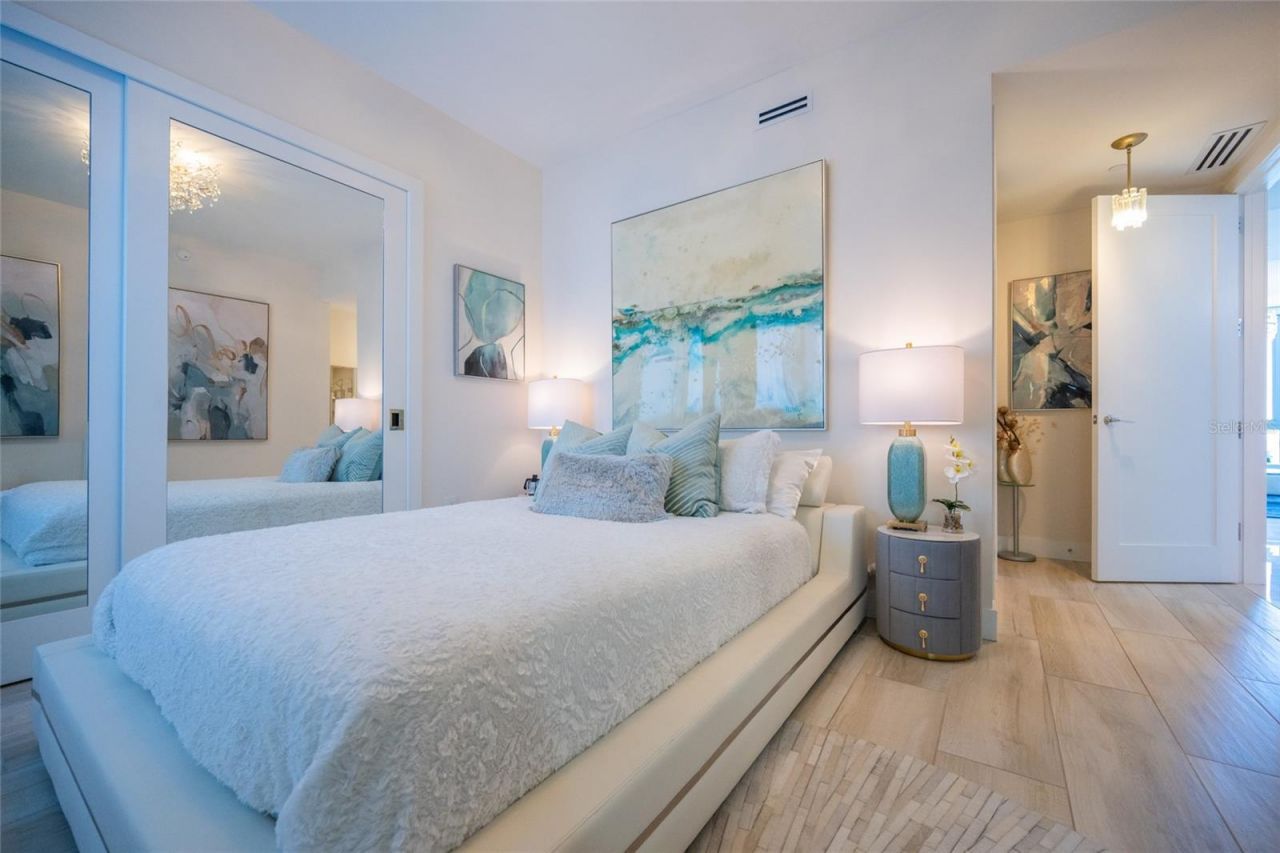 1155 N Gulfstream Avenue, Unit 1607, Sarasota, FL 34236 Photo