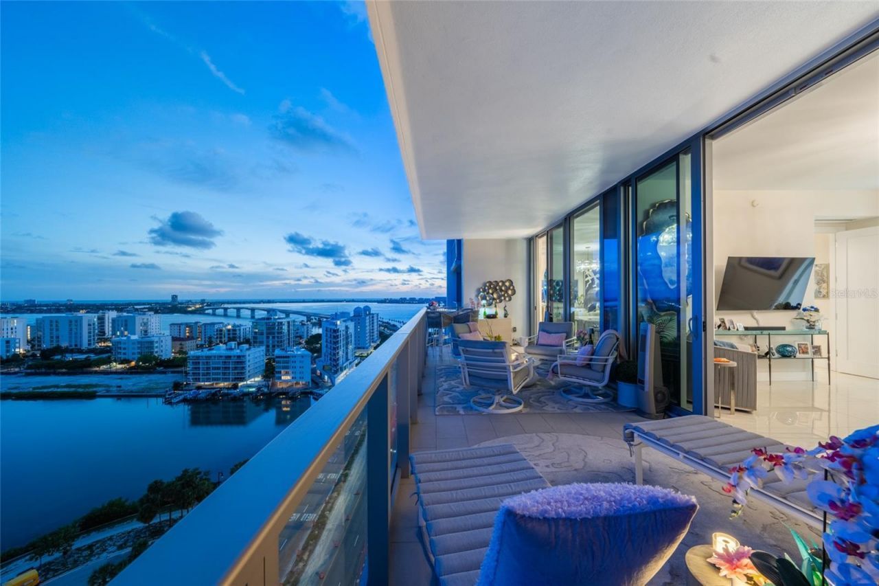 1155 N Gulfstream Avenue, Unit 1607, Sarasota, FL 34236 Photo