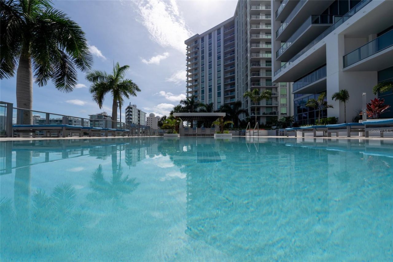 1155 N Gulfstream Avenue, Unit 1607, Sarasota, FL 34236 Photo