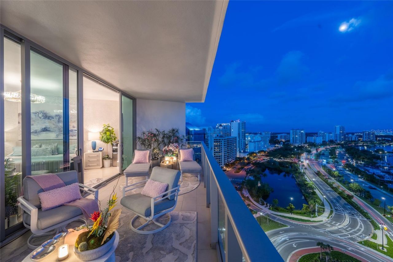 1155 N Gulfstream Avenue, Unit 1607, Sarasota, FL 34236 Photo