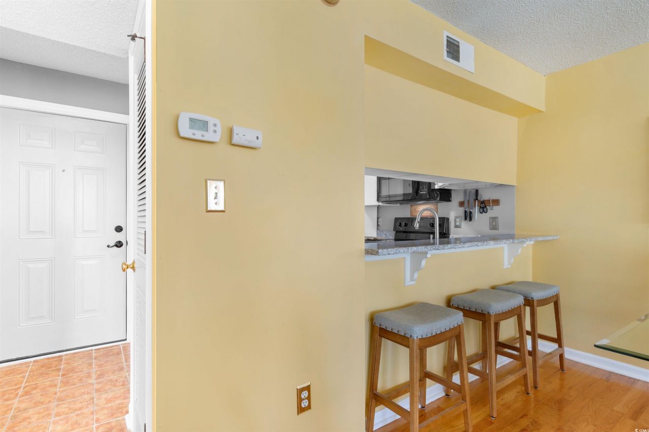 4601 Greenbriar Dr. Photo 11