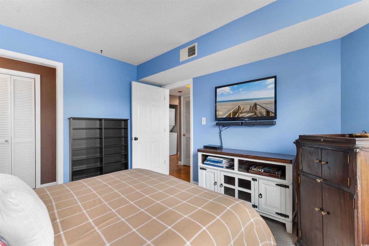 4601 Greenbriar Dr. Photo 20