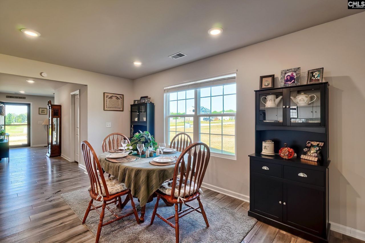 281 Burbage Court Photo 10