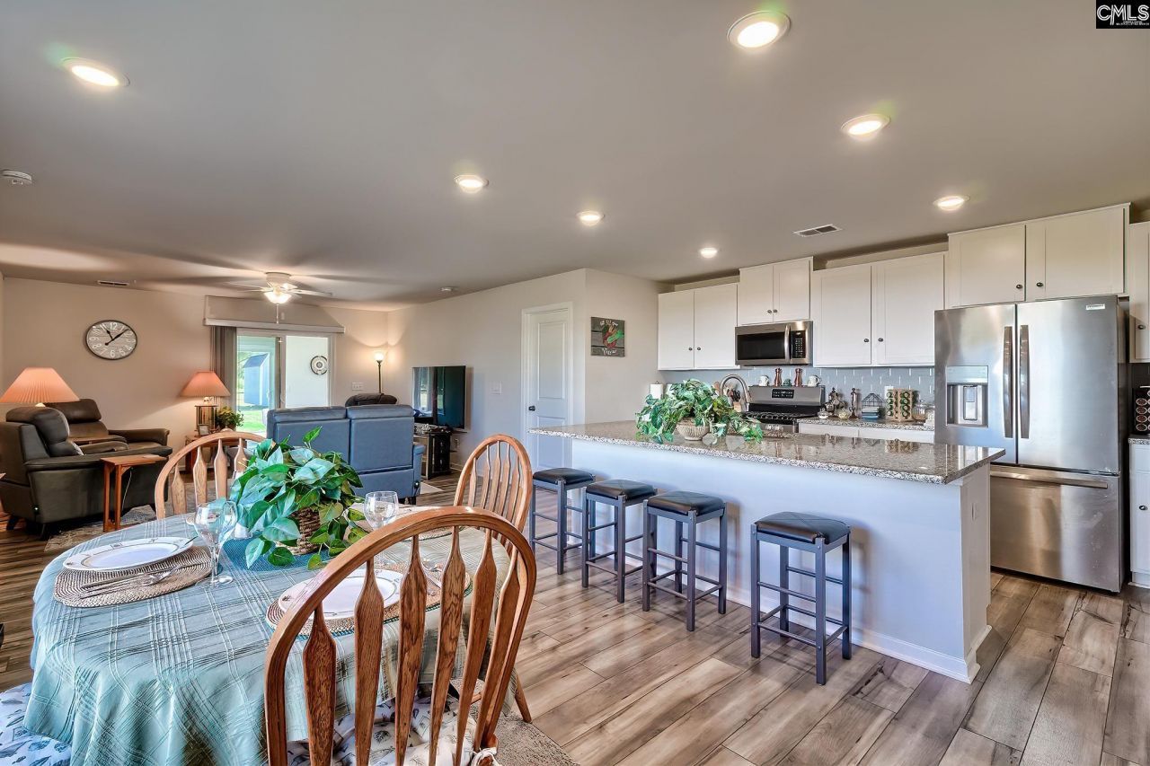 281 Burbage Court Photo 13