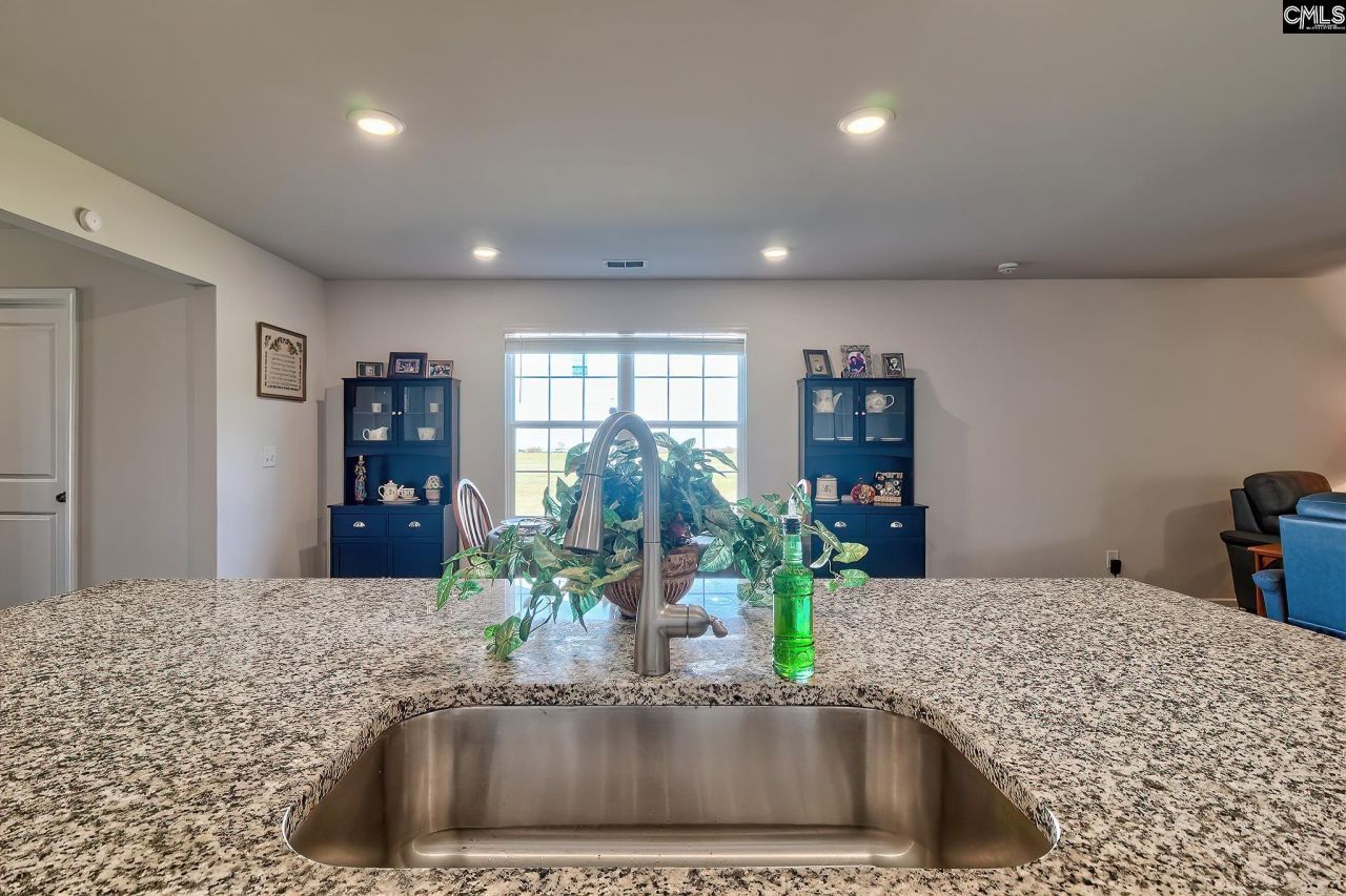 281 Burbage Court Photo 20