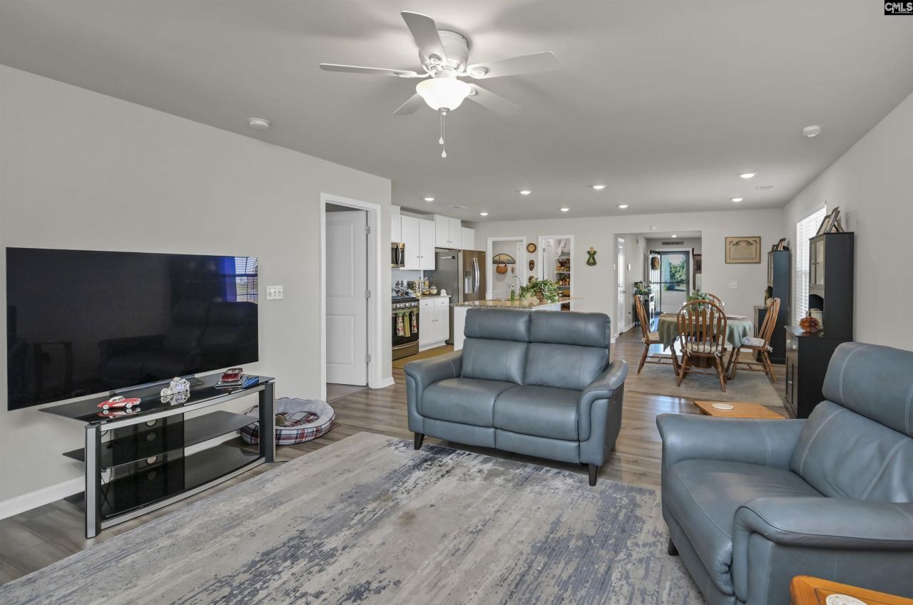 281 Burbage Court Photo 25