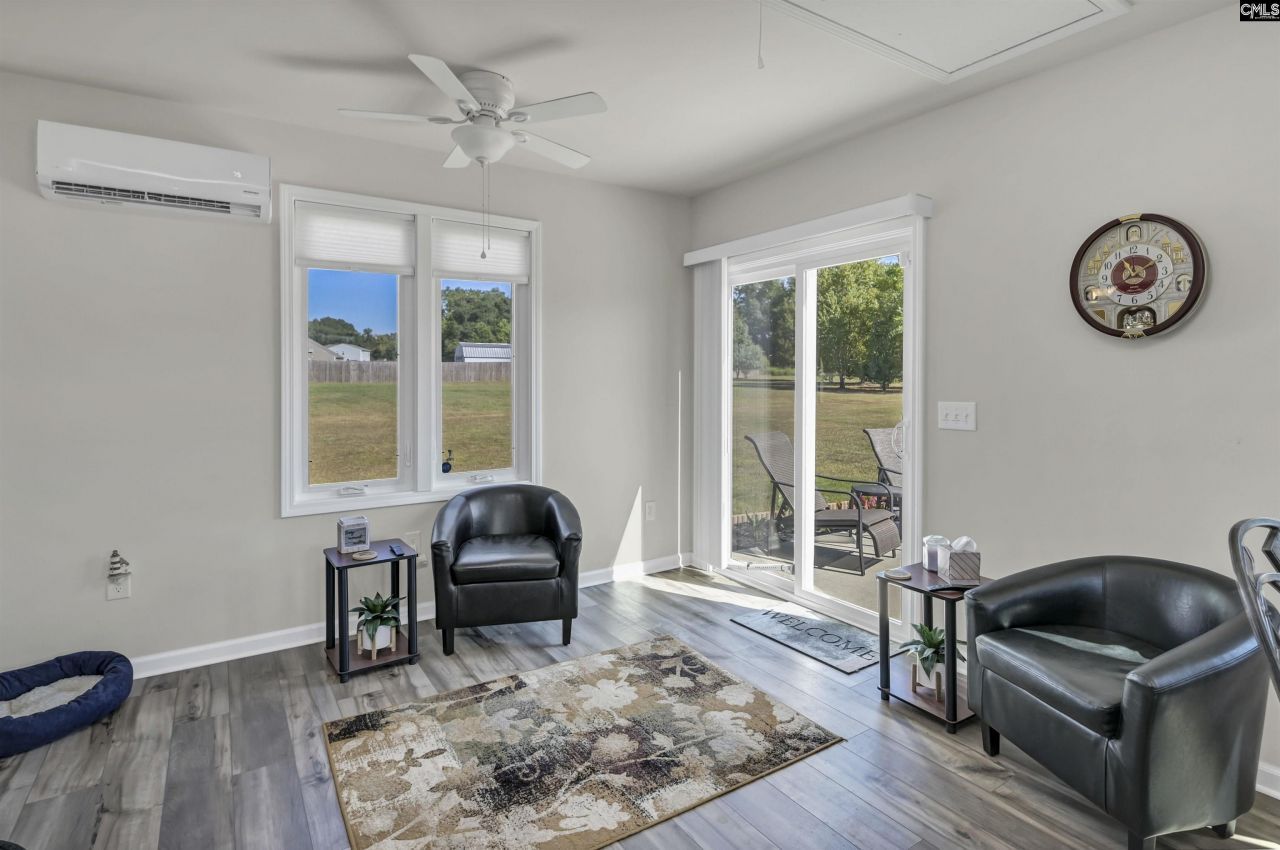 281 Burbage Court Photo 28