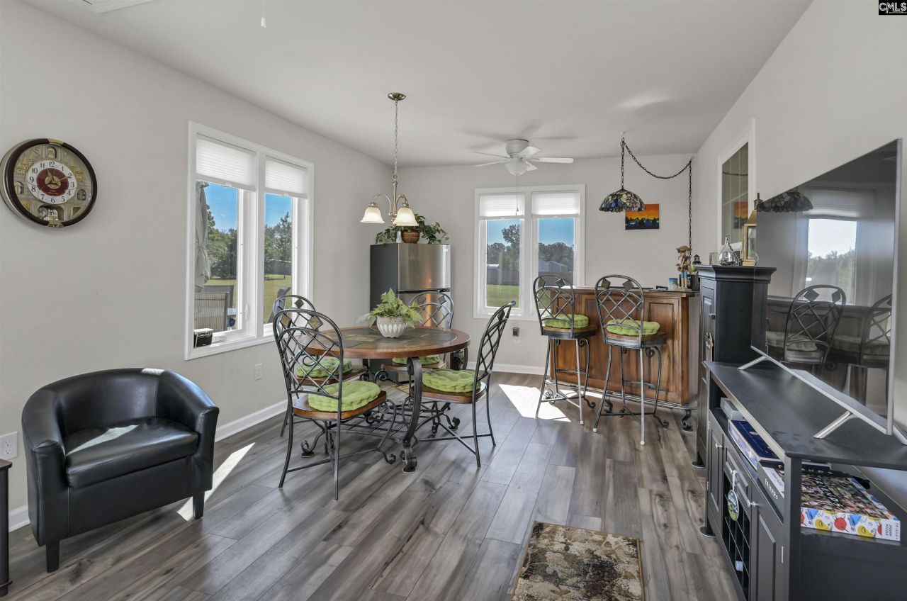 281 Burbage Court Photo 29