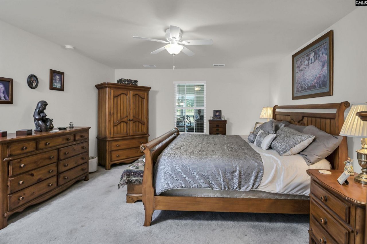 281 Burbage Court Photo 36