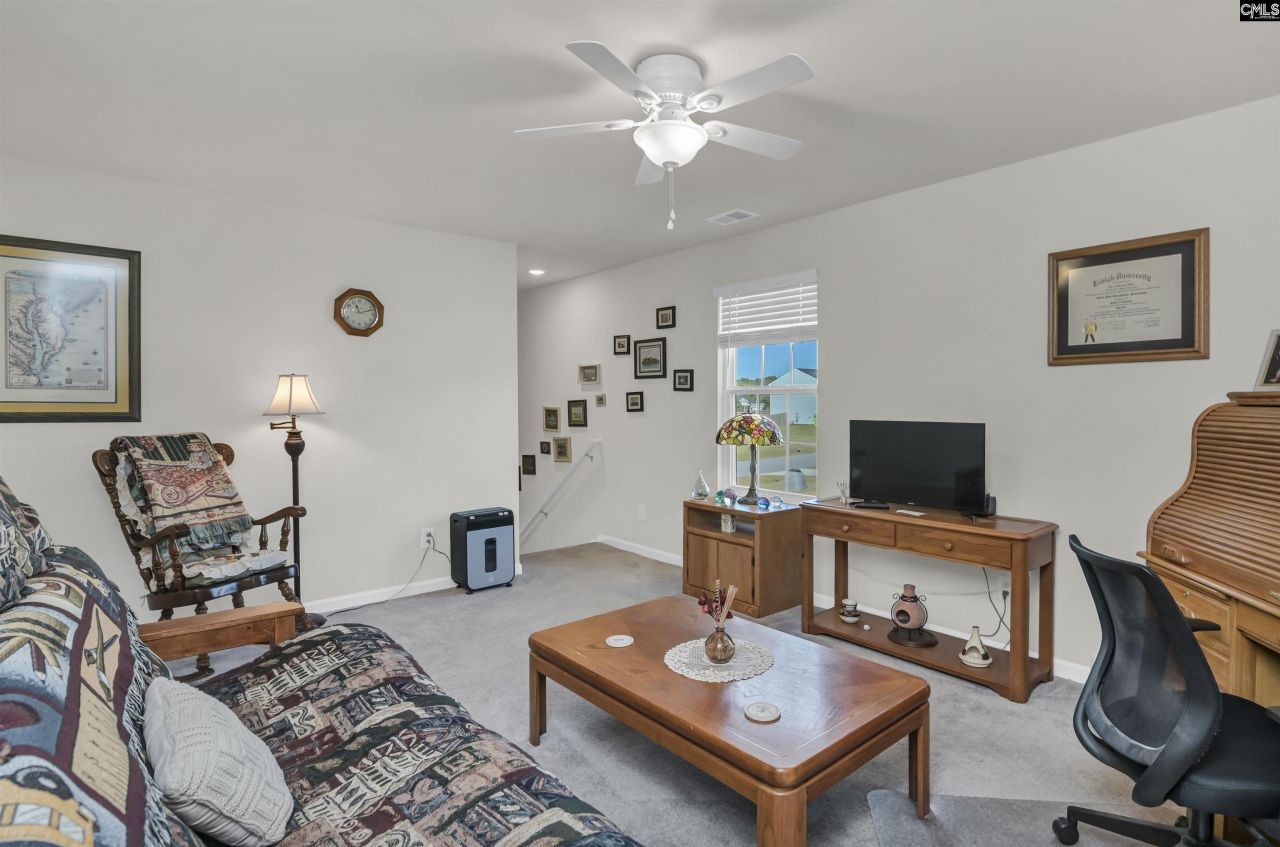 281 Burbage Court Photo 44