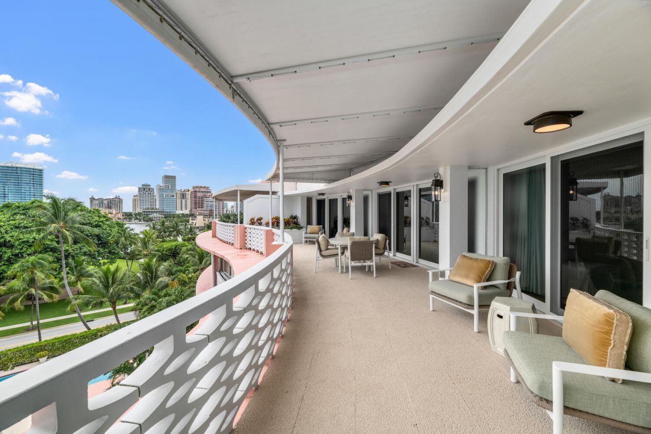 315 S Lake Drive, Unit Ph C, Palm Beach, FL 33480 Photo