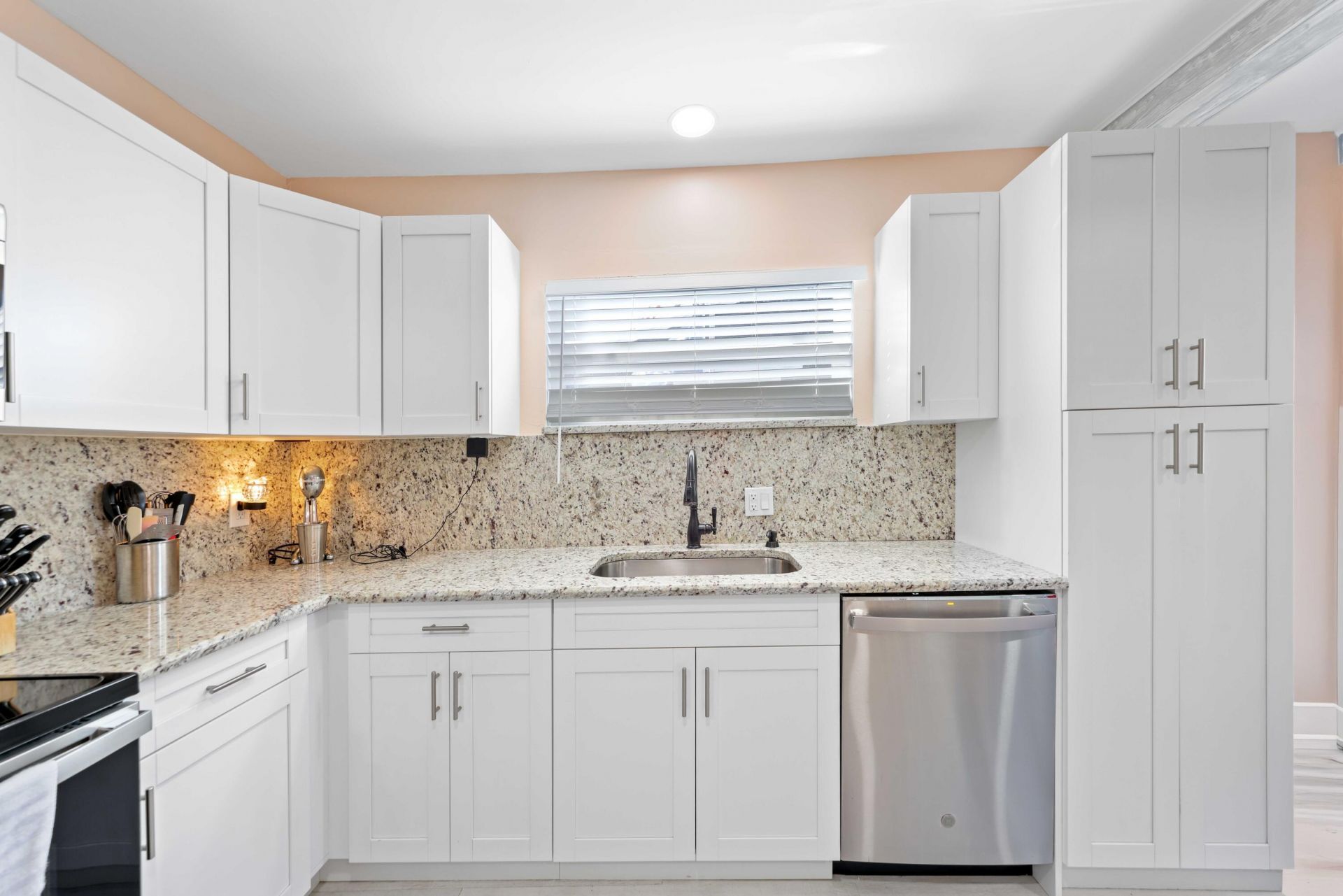 907 N A Street, Lake Worth Beach, FL 33460 Photo