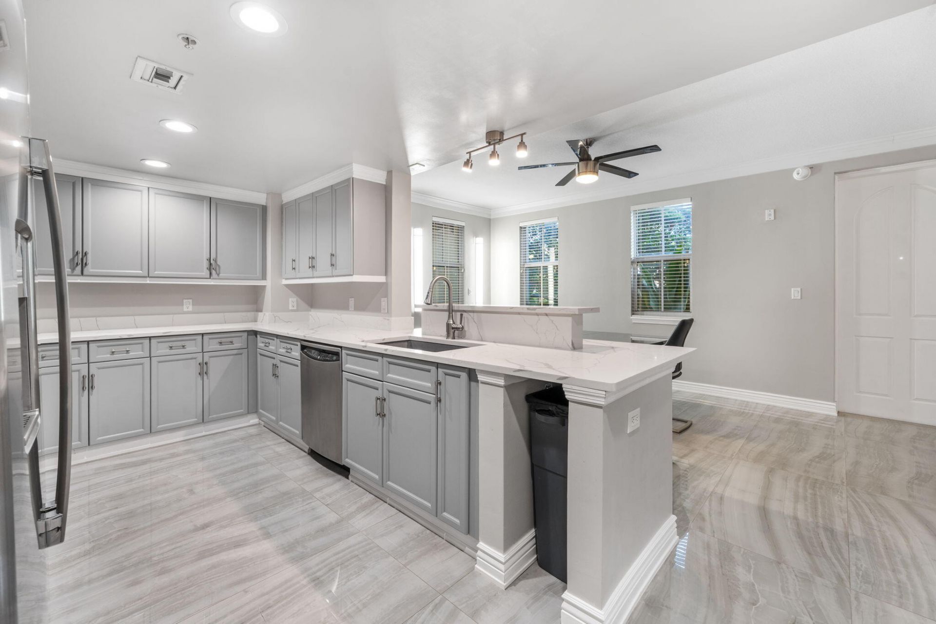 3940 N Flagler Drive, Unit 101, West Palm Beach, FL 33407 Photo