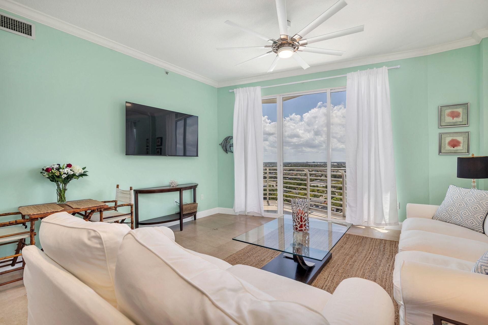 1551 N Flagler Drive, Unit Uph 10, West Palm Beach, FL 33401 Photo
